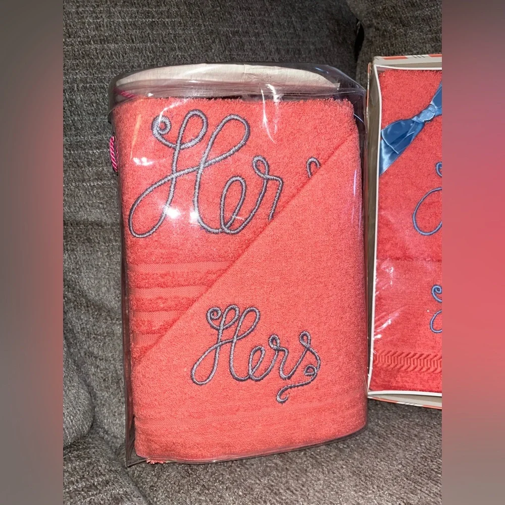 1950s 1960s DEADSTOCK Vintage Coral Pink His Hers Blue Terry Gift Towel Bath Set